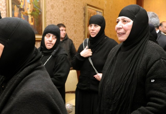 В Сирии освобождены похищенные монахини