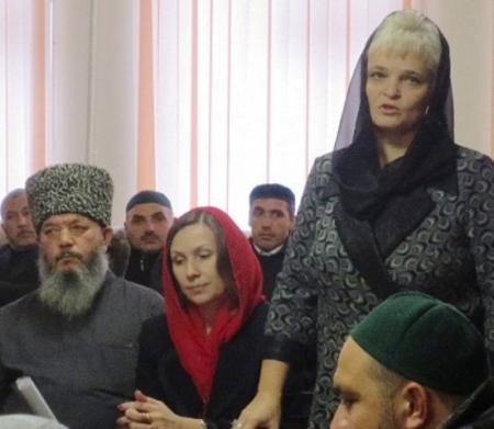 Оказывается: Занятие в платках вредно для здоровья - министр