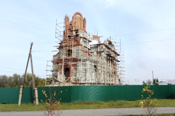 В Кузбассе скончался рабочий, которого пронзило арматурой на стройке храма