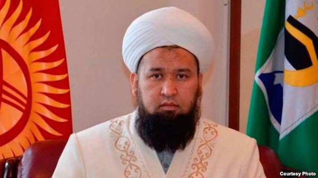 Муфтий: Келин не обязаны прислуживать родственникам мужа