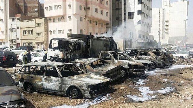 Во время Джума в Мекке горели машины