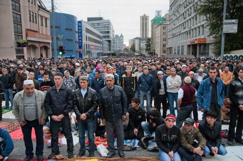 Мусульмане добиваются строительства новой мечети в Москве, несмотря на протесты жителей столицы ("ABC", Испания)