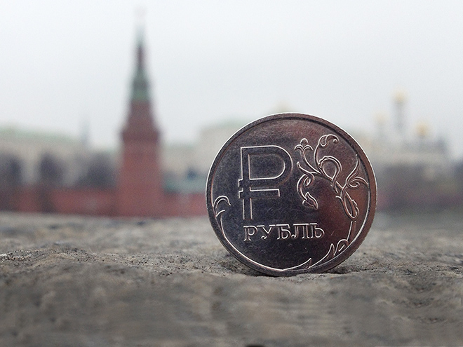 Рубль укрепляется перед новым падением