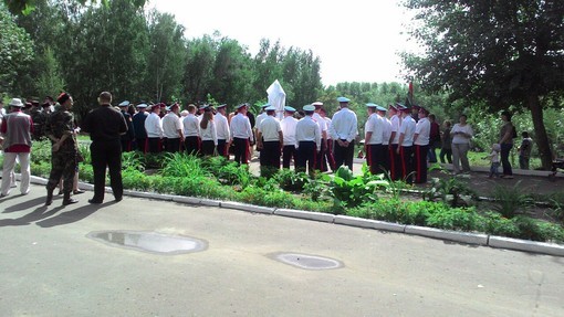 В Омске открыли скандальный памятник