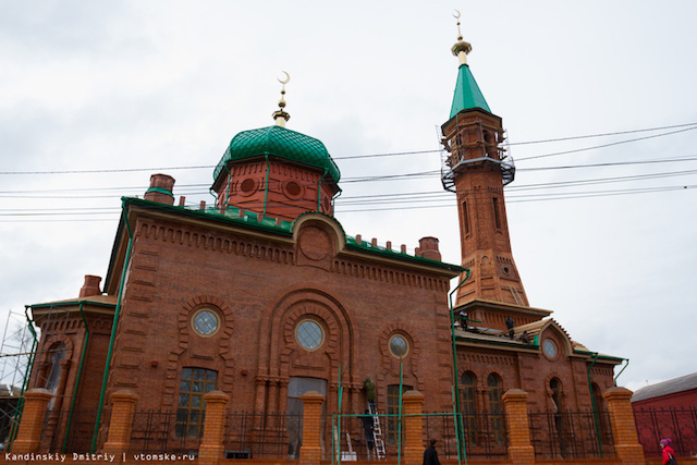Восстановленная по старинным чертежам мечеть открылась в Томске