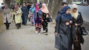 В Худжанде образована 21 группа для снятия хиджабов с женщин