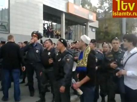 Пятничный день на проспекте Мира в Москве (Видео)