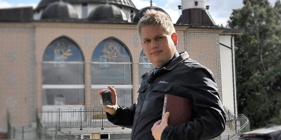 Он не представляет себе что он натворил!