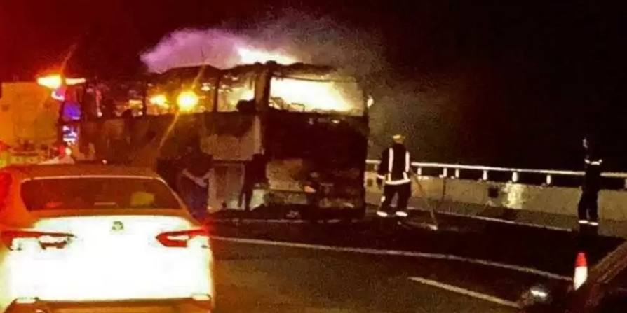 Автобус с паломниками сгорел после ДТП в Саудовской Аравии