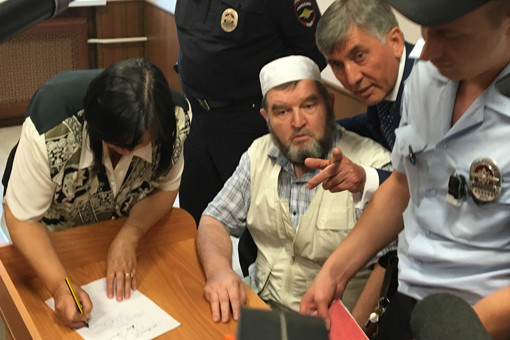 Имам Махмуд Велитов хочет оставить пост председателя общины