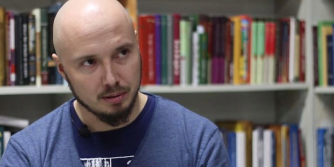 Что лучше — стабильность, переходящая в застой, или резкий рывок, дающий ход ускорению-прогрессу? Политолог Руслан Айсин специально для Idel.Реалии