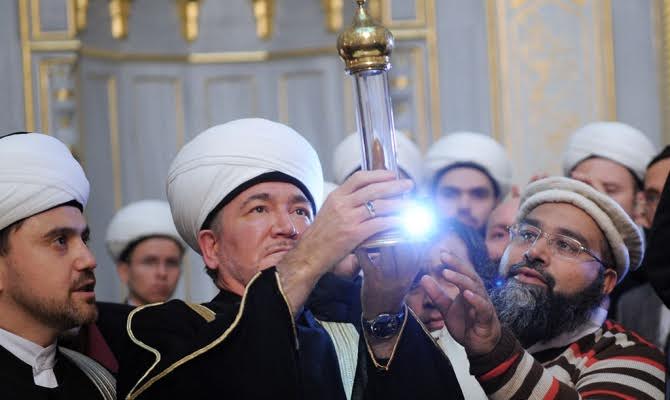 Для мусульман пытаются создать аналог почитания 