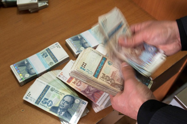 Таджикистан: валюты не хватает - контроль усиливается