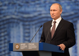Президент России Владимир Путин признался, что считает США единственной на сегодняшний момент супердержавой в мире