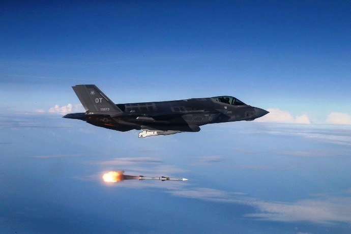 Наказание Всевышнего: F-35, всё впервые - бомбёжка Афганистана, катастрофа...