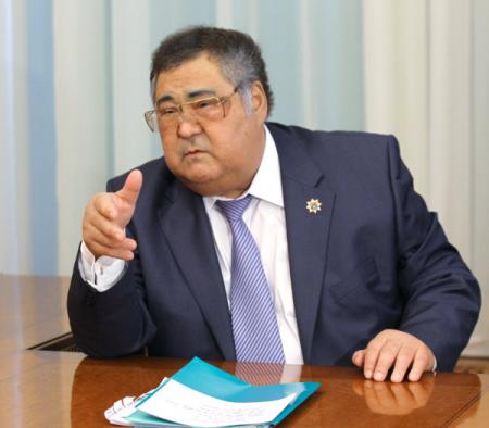 Тулеев поручил основательно подготовиться к возможным ЧП в ЖКХ Кузбасса