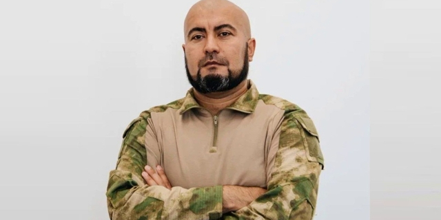 И чего он добился?
