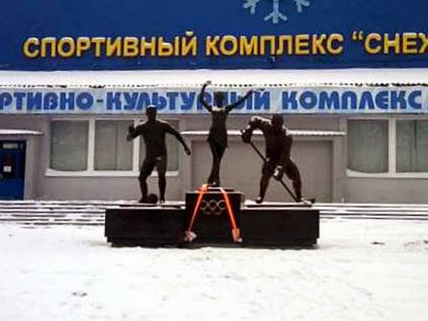 Хватит возводить памятники во время кризиса