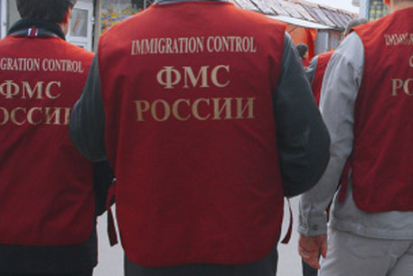 В Кемеровской области задержали автобус с нелегалами