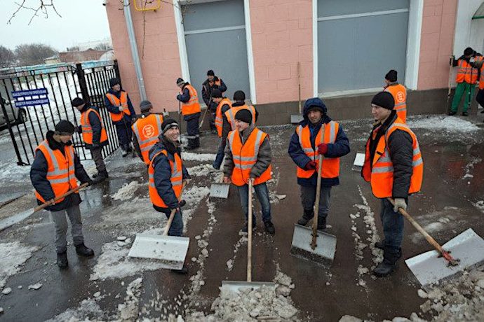 В Москве задержали за экстремизм 30 дворников
