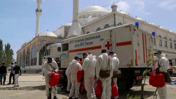 Мечети в Дагестане снова закрыли, а в соседней республики от коронавируса умер главный кади