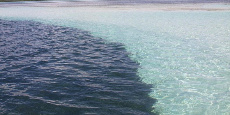 Граница морей... / The border of the seas... / Kufiri i deteve...