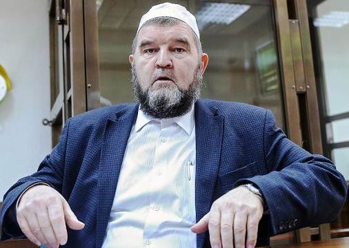 Имаму Махмуду Велитову не дали выйти из дома