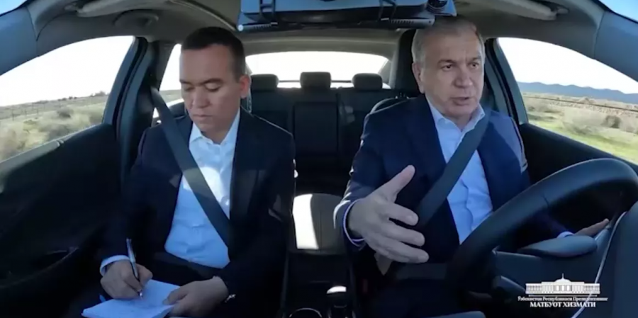 Шавкат Мирзиёев лично проверил качество дороги Байсун — Денау
