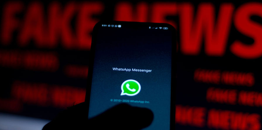 Россиян предупредили о новой схеме обмана в WhatsApp