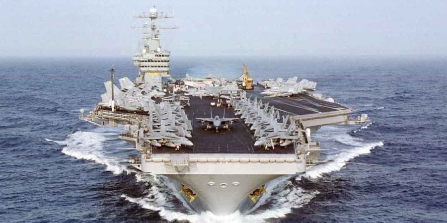 Американский авианосец USS Dwight Eisenhower переместился в сторону Джидды