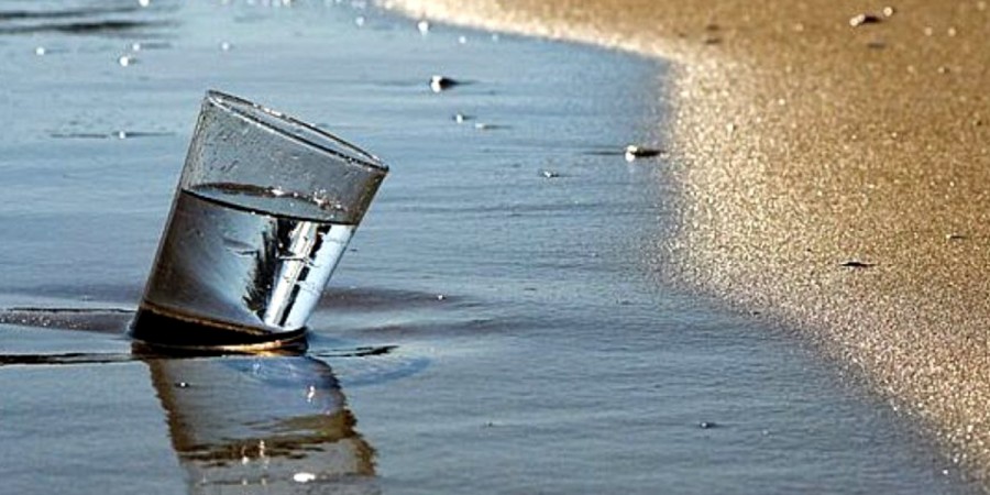 Почему погоня за мирским подобна питью морской воды?