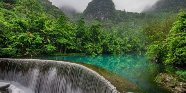 Реки в Раю / Rivers in Paradise / Lumenjtё Nё Parajsё