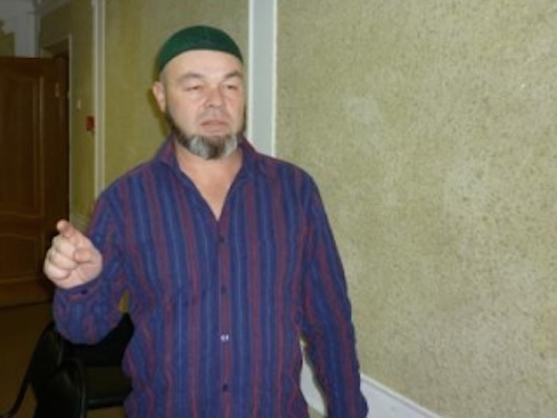 Хатыб из Кузбасса провёл пятничные проповедь и намаз в московском офисе